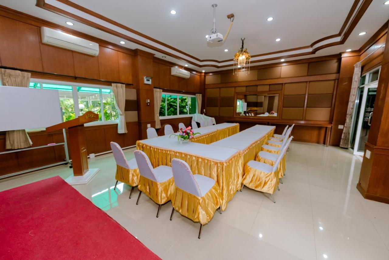 Bander Hotel Phu Khieo Zewnętrze zdjęcie